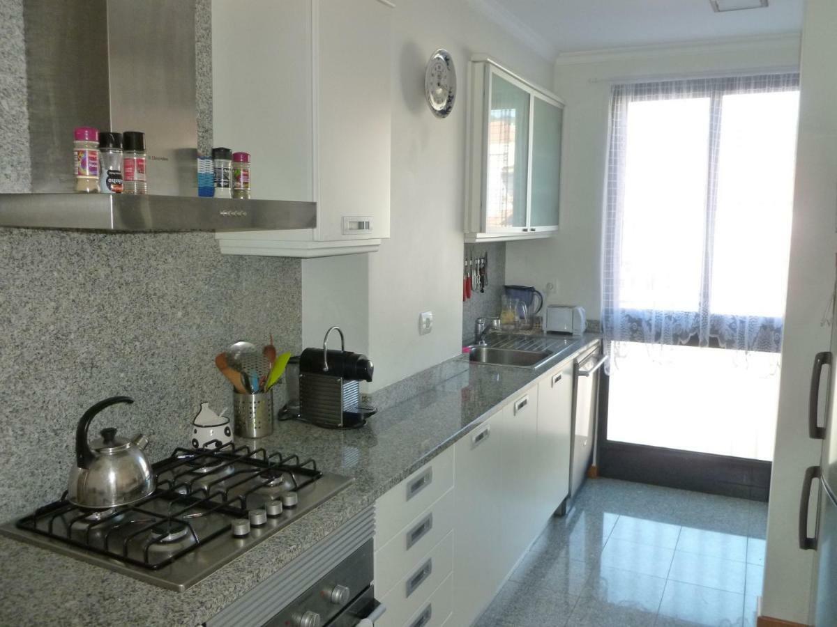 Apartment Machico Near The Beach Bagian luar foto